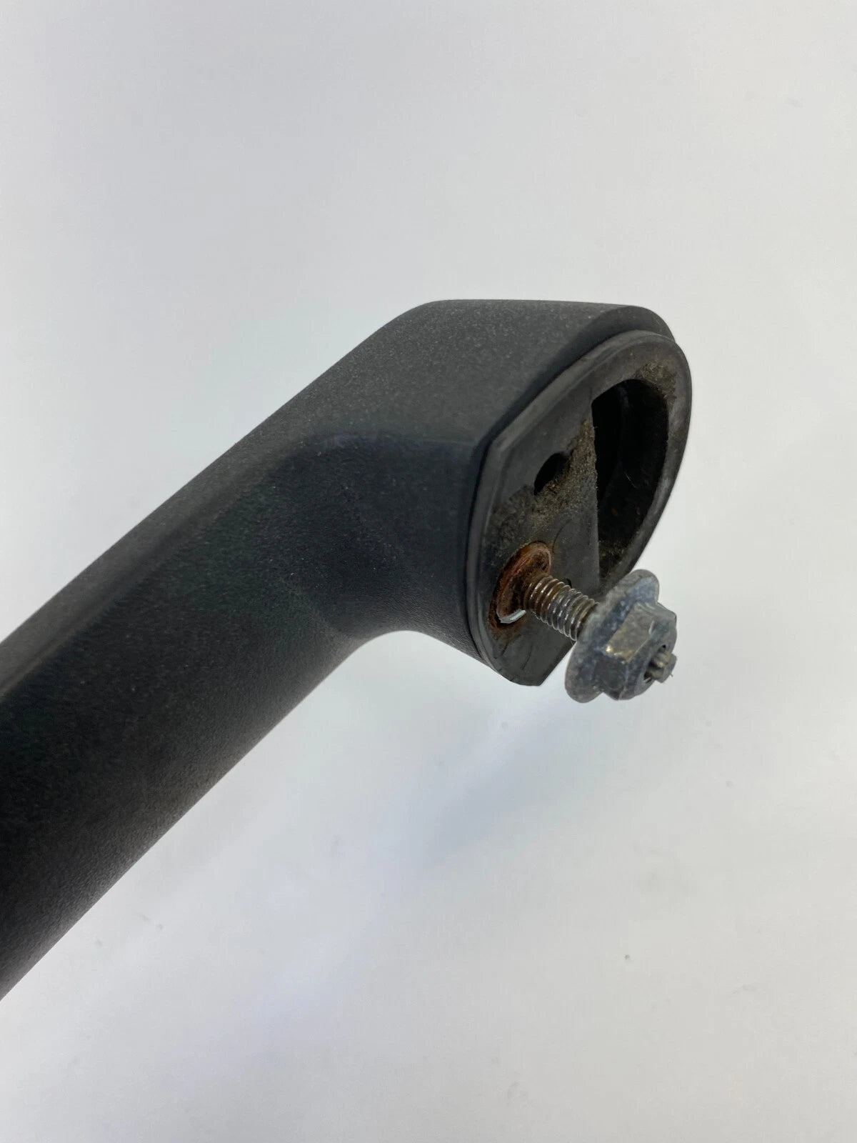 2007 2008 2009 DODGE NITRO FRONT LEFT DRIVER SIDE EXTERIOR OUTER DOOR HANDLE OEM