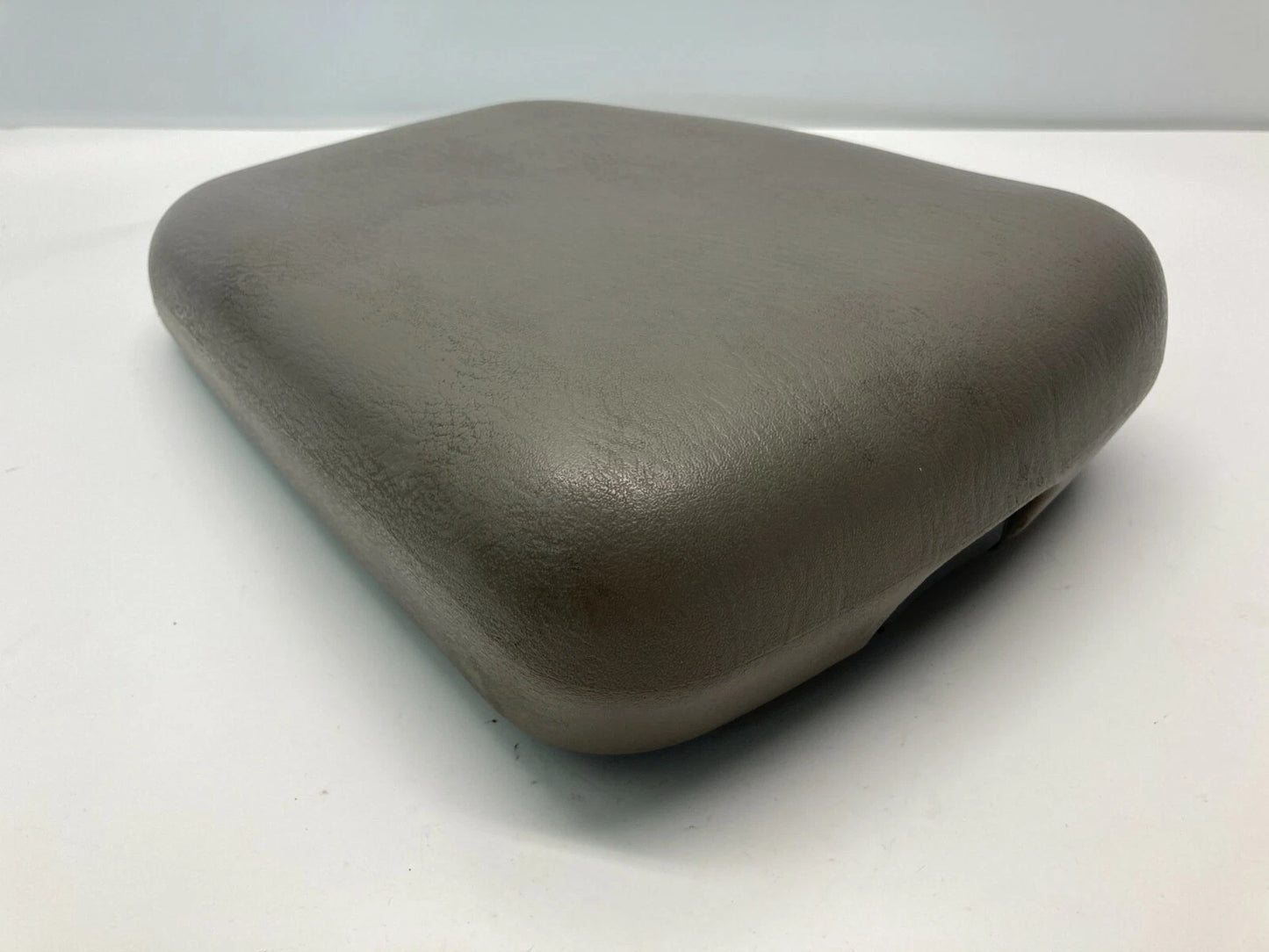 1999-2004 JEEP GRAND CHEROKEE CENTER CONSOLE ARMREST ARM REST LID COVER ASSY OEM
