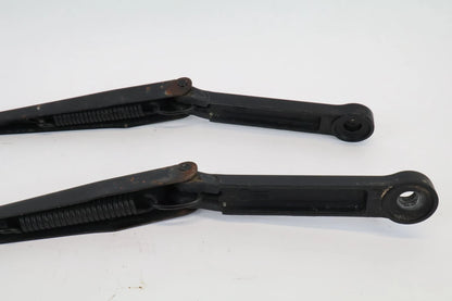 2002-2009 CHEVY TRAILBLAZER ENVOY FRONT WINDSHIELD WIPER ARMS PAIR LH & RH OEM
