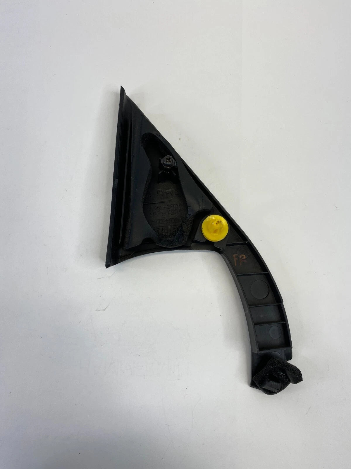 2004-2009 KIA SPECTRA FRONT RIGHT INNER DOOR CORNER MIRROR COVER 87661-2F010 OEM