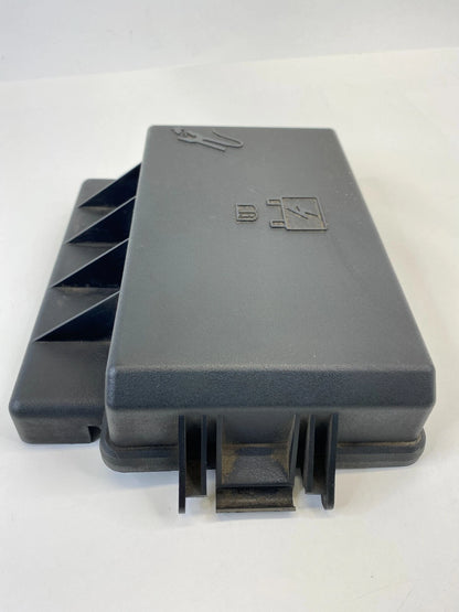 2005-2007 CHRYSLER 300 5.7L A/T UNDER HOOD FUSE BOX COVER LID 7140-1914-30 OEM