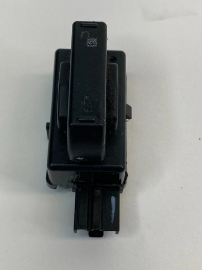 2008-2011 FORD FOCUS FRONT RIGHT DOOR LOCK CONTROL BUTTON SWITCH 6805-0036 OEM