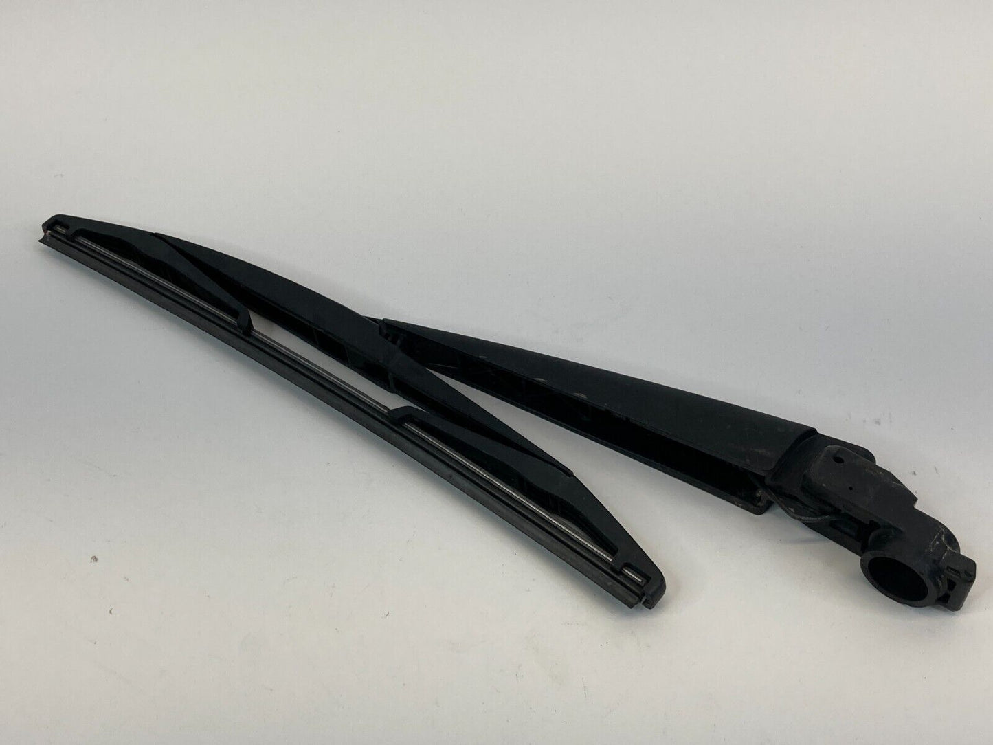 12 13 14 15 16 17 18 19 Fiat 500 Hatchback Rear Windshield Wiper Arm & Blade OEM