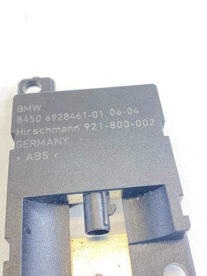 2004 BMW 530I BLUETOOH AMPLIFIER ANTENNA CONTROL MODULE UNIT 84506928461 OEM