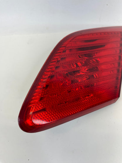 2003 2004 Toyota Avalon Right Inner Trunk Lid Tail Light Taillight OEM