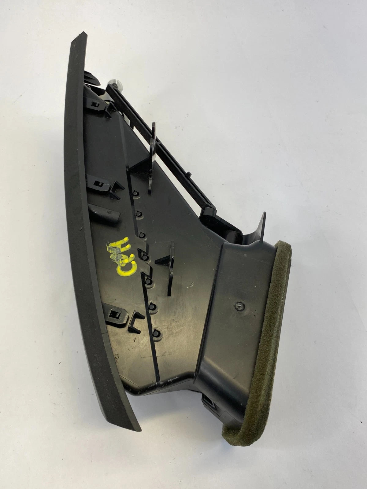 2010-2017 CHEVROLET EQUINOX FRONT RIGHT CENTER DASH A/C AIR VENT OUTLET OEM