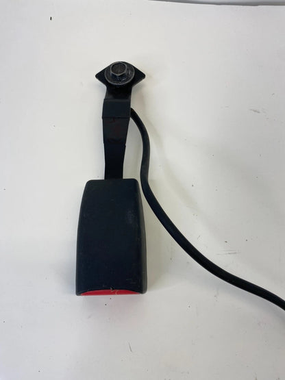 2010 MAZDA 3 MAZDA3 FRONT RIGHT PASSENGER SIDE SEAT BELT BUCKLE RECEIVER OEM