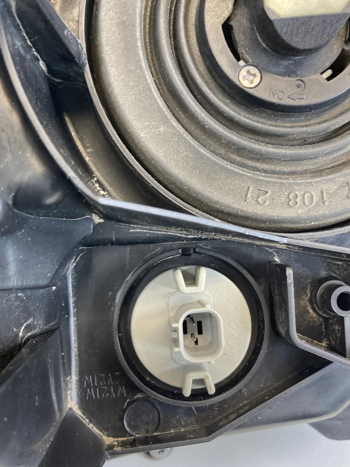 2010-2013 ACURA MDX FRONT RIGHT PASSENGER SIDE HID HEADLIGHT HEADLAMP ASSY OEM