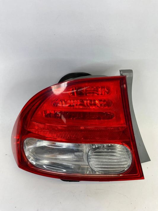 2009 2010 2011 HONDA CIVIC SEDAN LEFT DRIVER OUTER TAILLIGHT TAIL LIGHT OEM