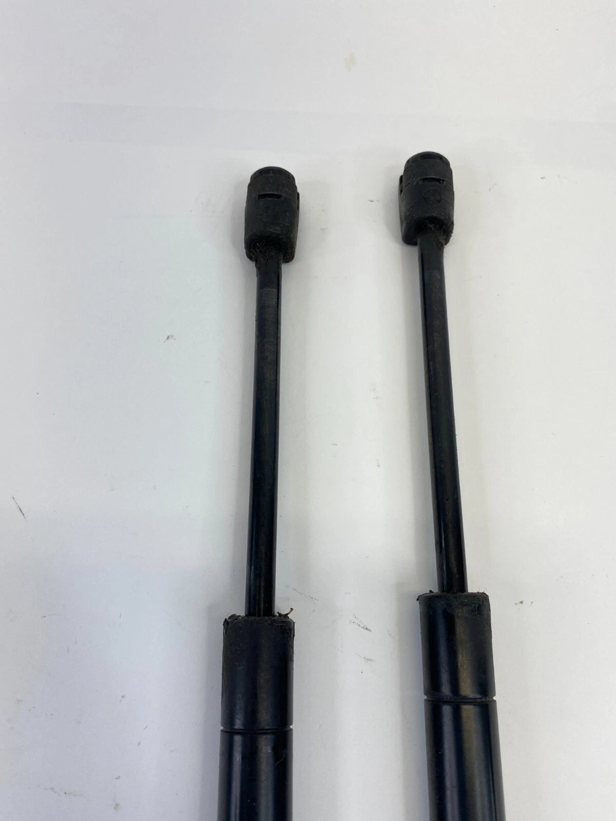 08-15 CADILLAC CTS SEDAN REAR TAILGATE TRUNK LIFT STRUTS SHOCK SUPPORT PAIR OEM