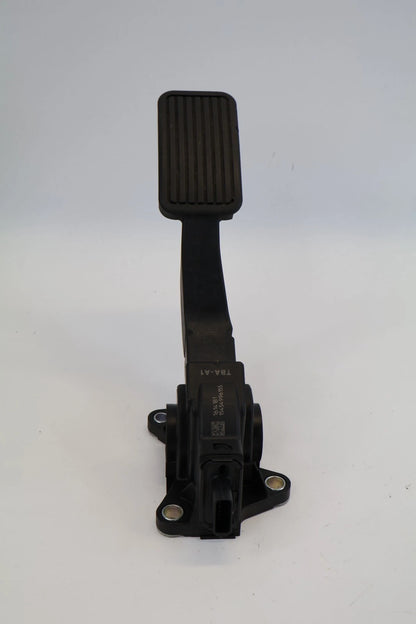 2016-2021 HONDA CIVIC 2.0 A/T ACCELERATOR GAS PEDAL TRAVEL SENSOR ASSY OEM TBAA1