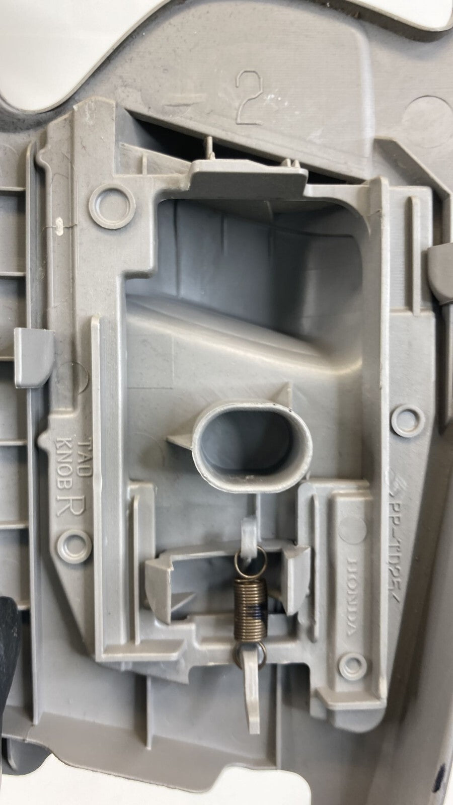 08-12 Honda Accord Sedan Front Right Seat Belt Adjuster Cover Trim 84111-TA0-A0