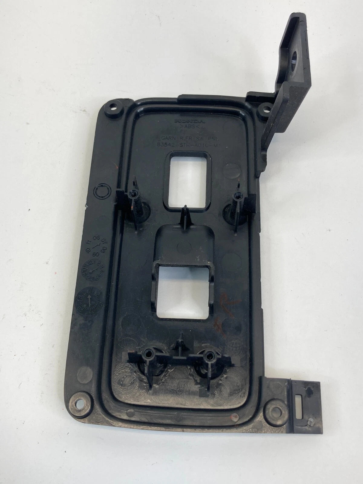 07-09 ACURA RDX FRONT RIGHT DOOR WINDOW SWITCH PANEL COVER TRIM 83542STKA010M1