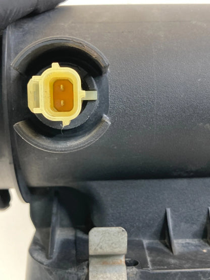 2013-2019 Ford Police Interceptor Sedan Engine Air Cleaner Intake Filter Box OEM