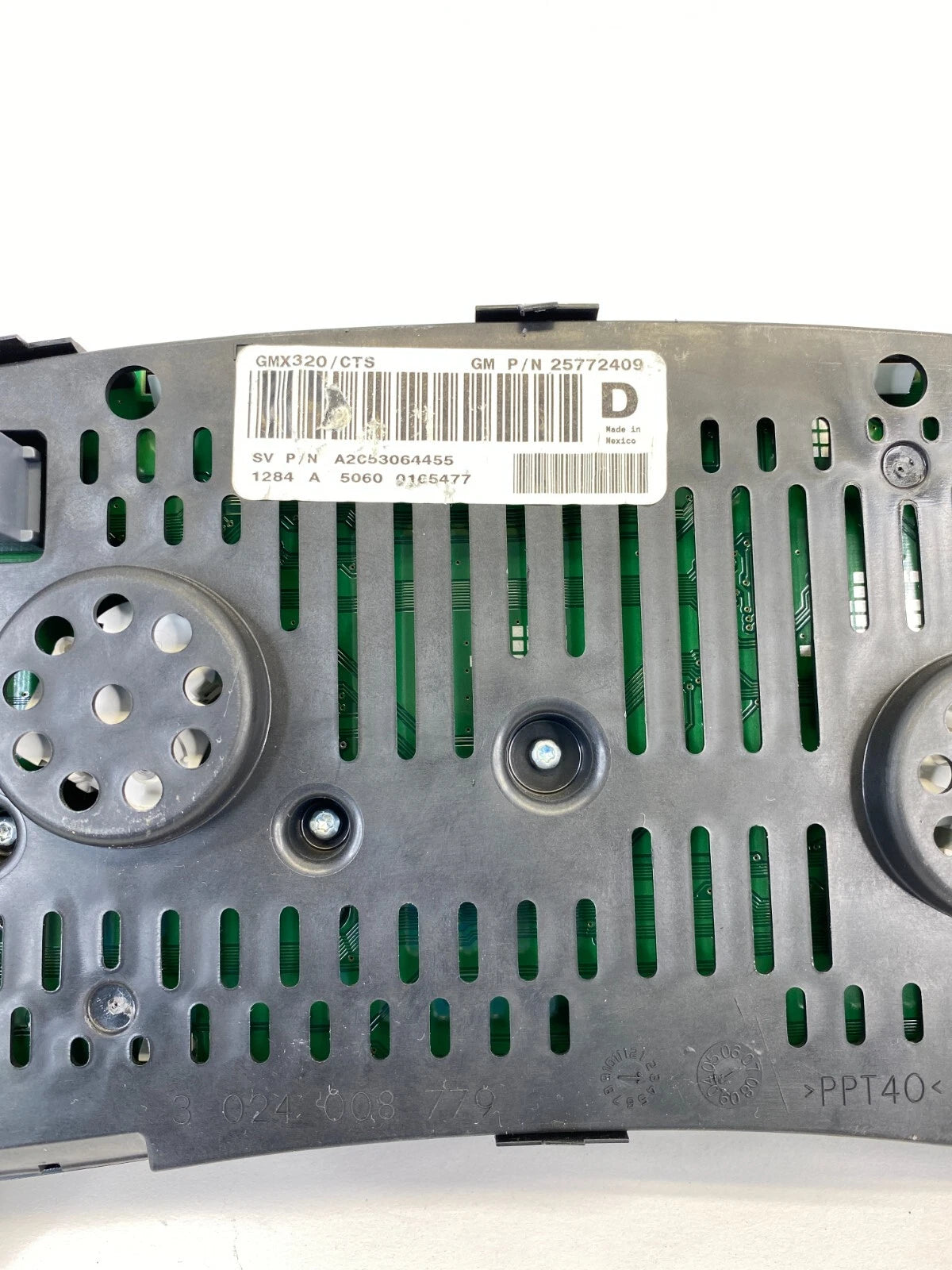 2004 2005 CADILLAC SRX INSTRUMENT CLUSTER SPEEDOMETER GAUGES UNK MILES 25772409