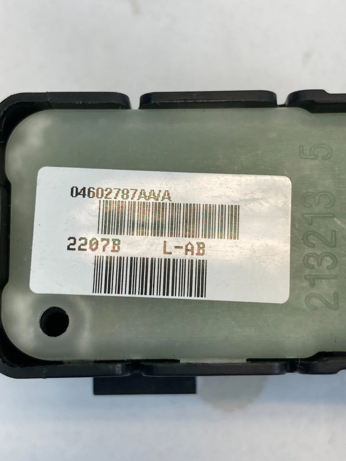 2007-2010 CHRYSLER SEBRING REAR RIGHT SIDE DOOR WINDOW CONTROL SWITCH 4602787AA