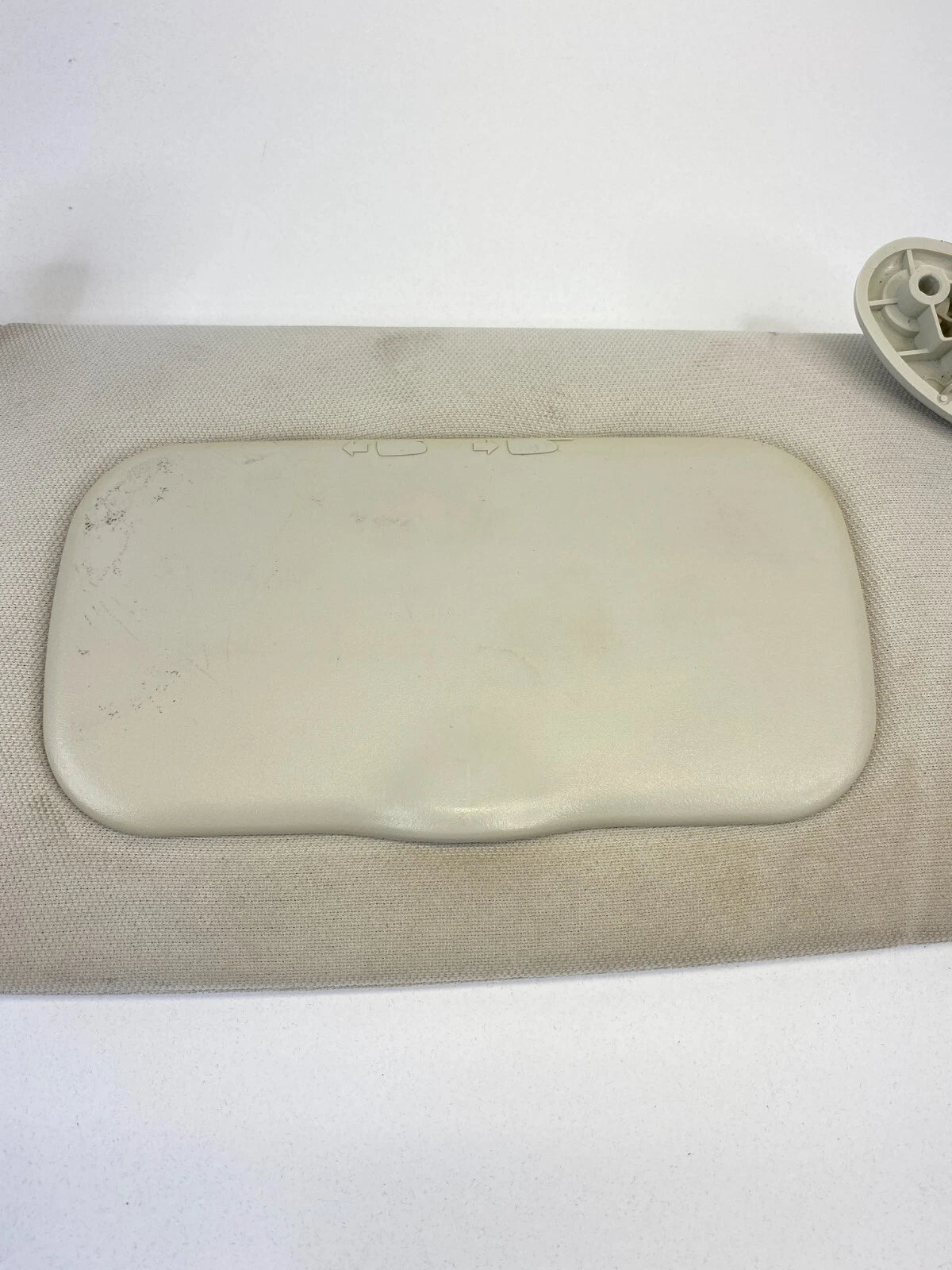 2010-2012 DODGE CALIBER RIGHT PASSENGER SUNVISOR SUN VISOR SHADE CLOTH OEM