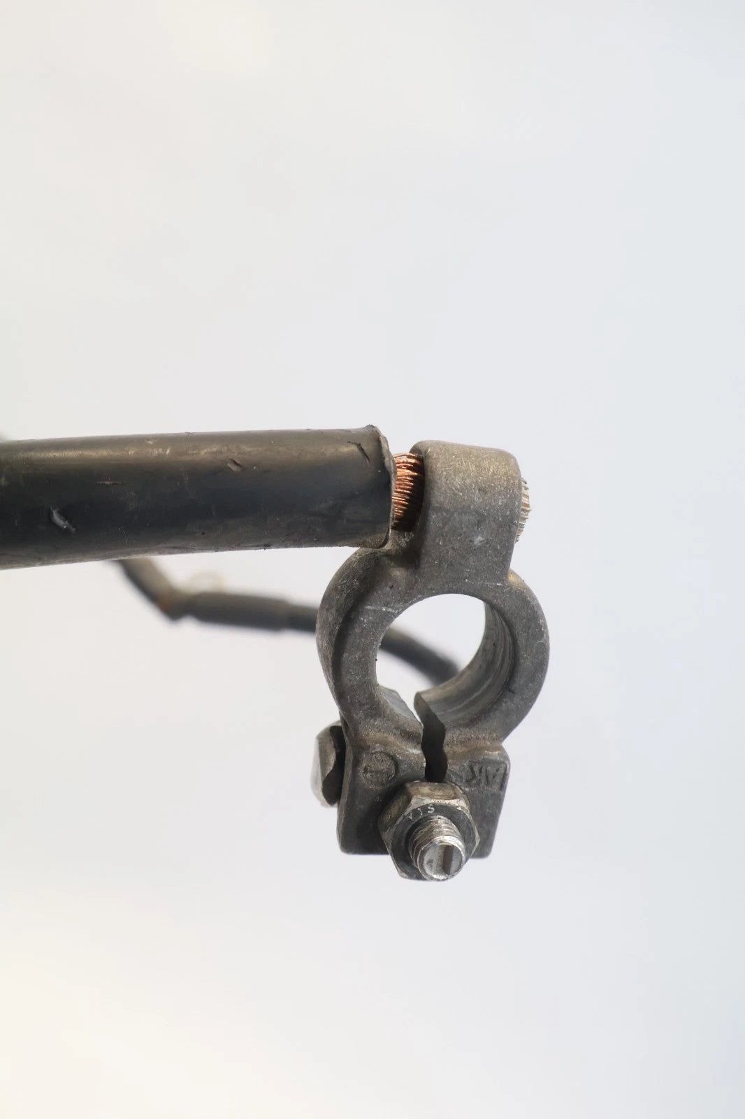 2006-2010 VW NEW BEETLE 2.5L NEGATIVE BATTERY CABLE WIRE TERMINAL ASSEMBLY OEM