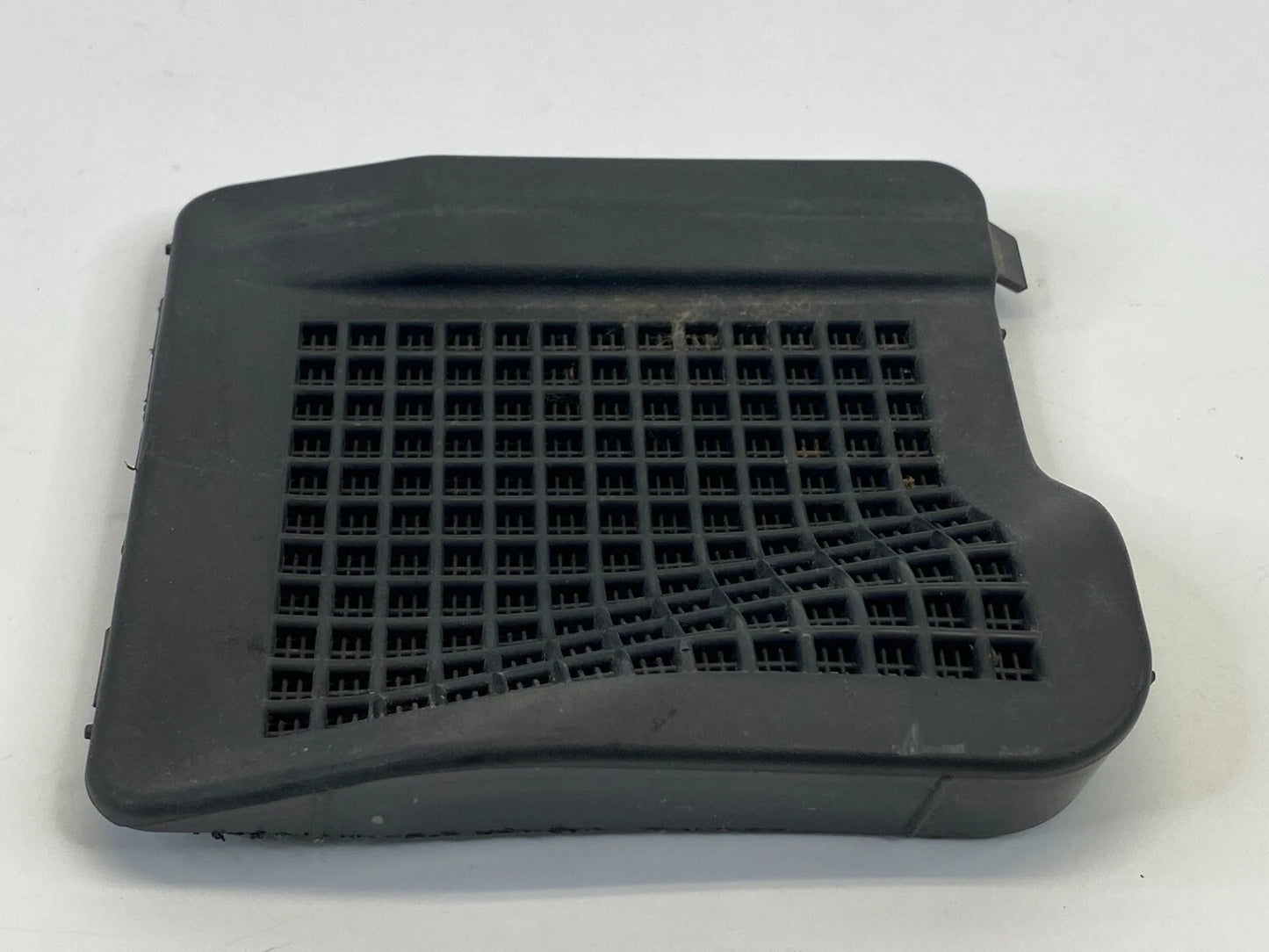 03-07 NISSAN MURANO LEFT SIDE HOOD BONNET STRUT ACCESS COVER TRIM LA39-5951-600