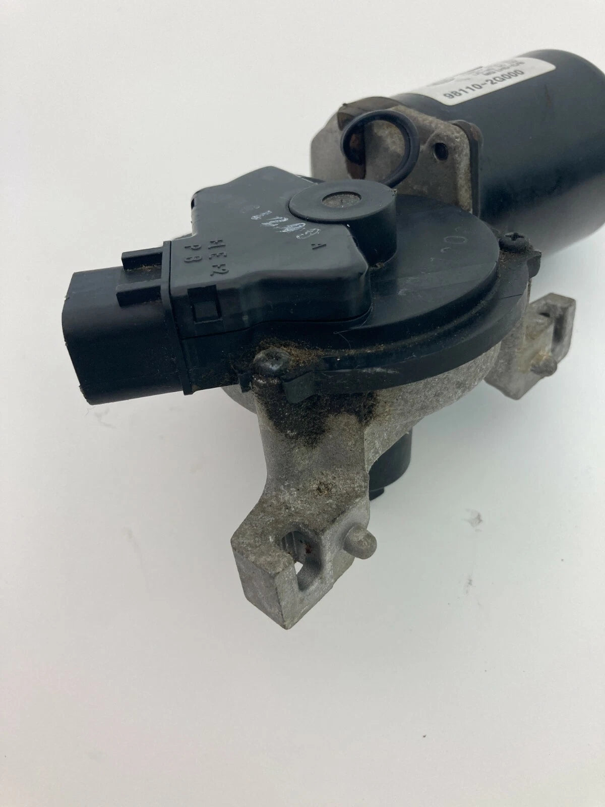 2006 2007 2008 2009 KIA OPTIMA FRONT WINDSHIELD WIPER MOTOR 98110-2G000 OEM