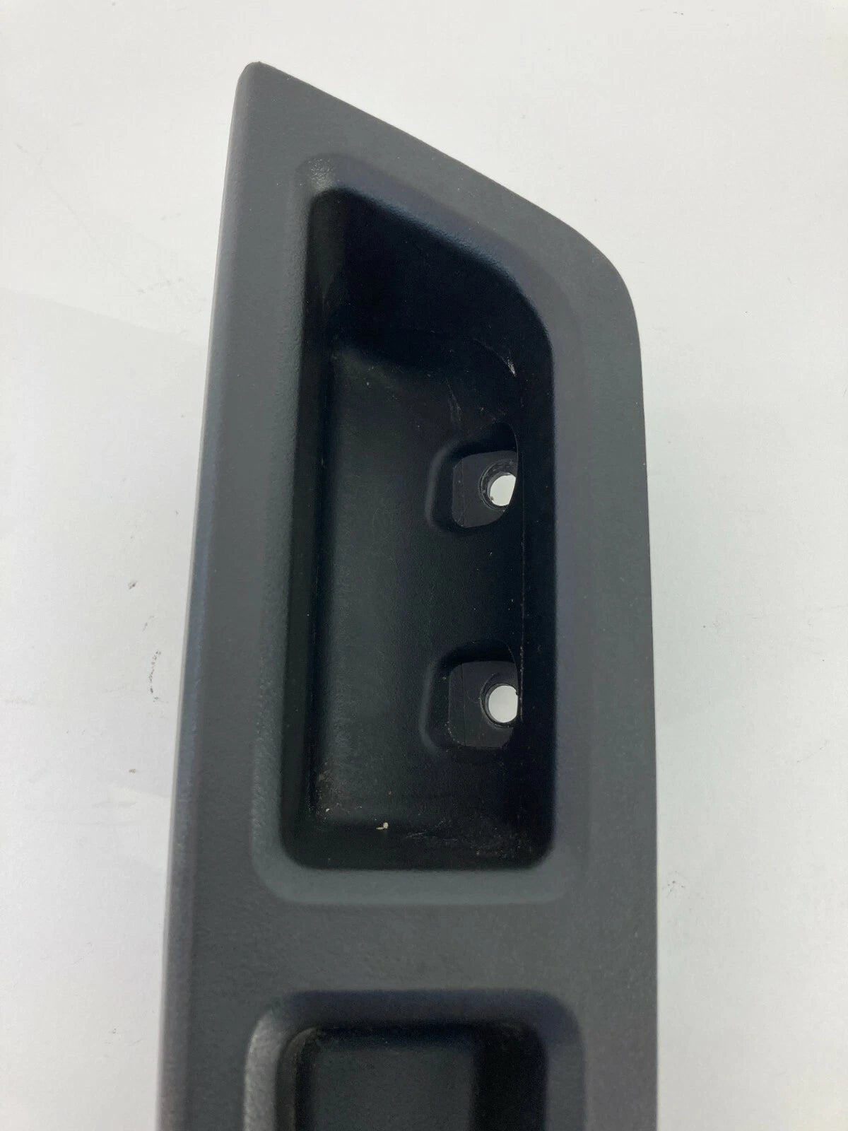 2006-2008 CHEVROLET IMPALA REAR LEFT INNER DOOR INTERIOR GRAB PULL HANDLE OEM