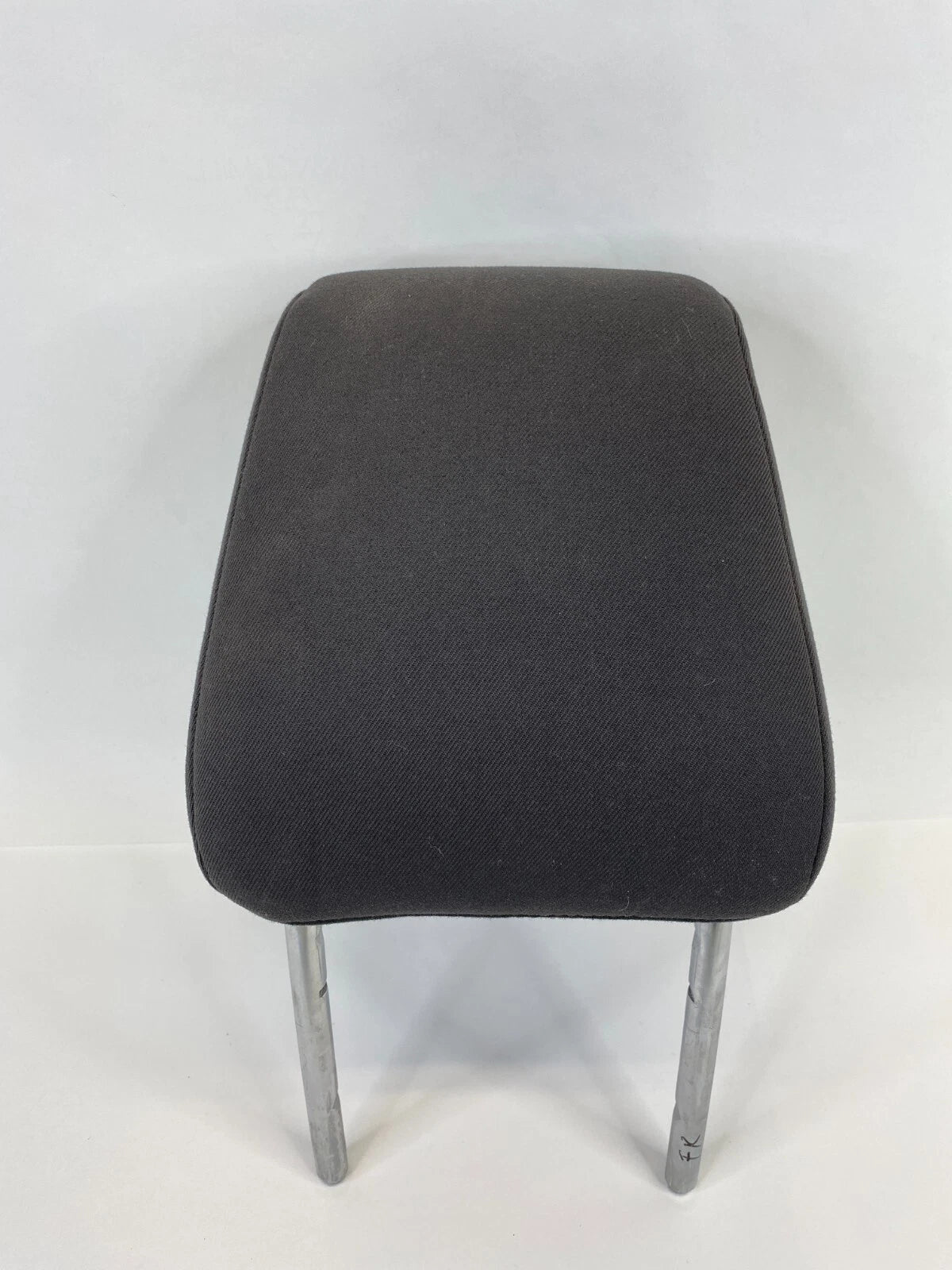 2014-2019 FORD FIESTA FRONT RIGHT PASSENGER SIDE SEAT HEADREST HEAD REST OEM