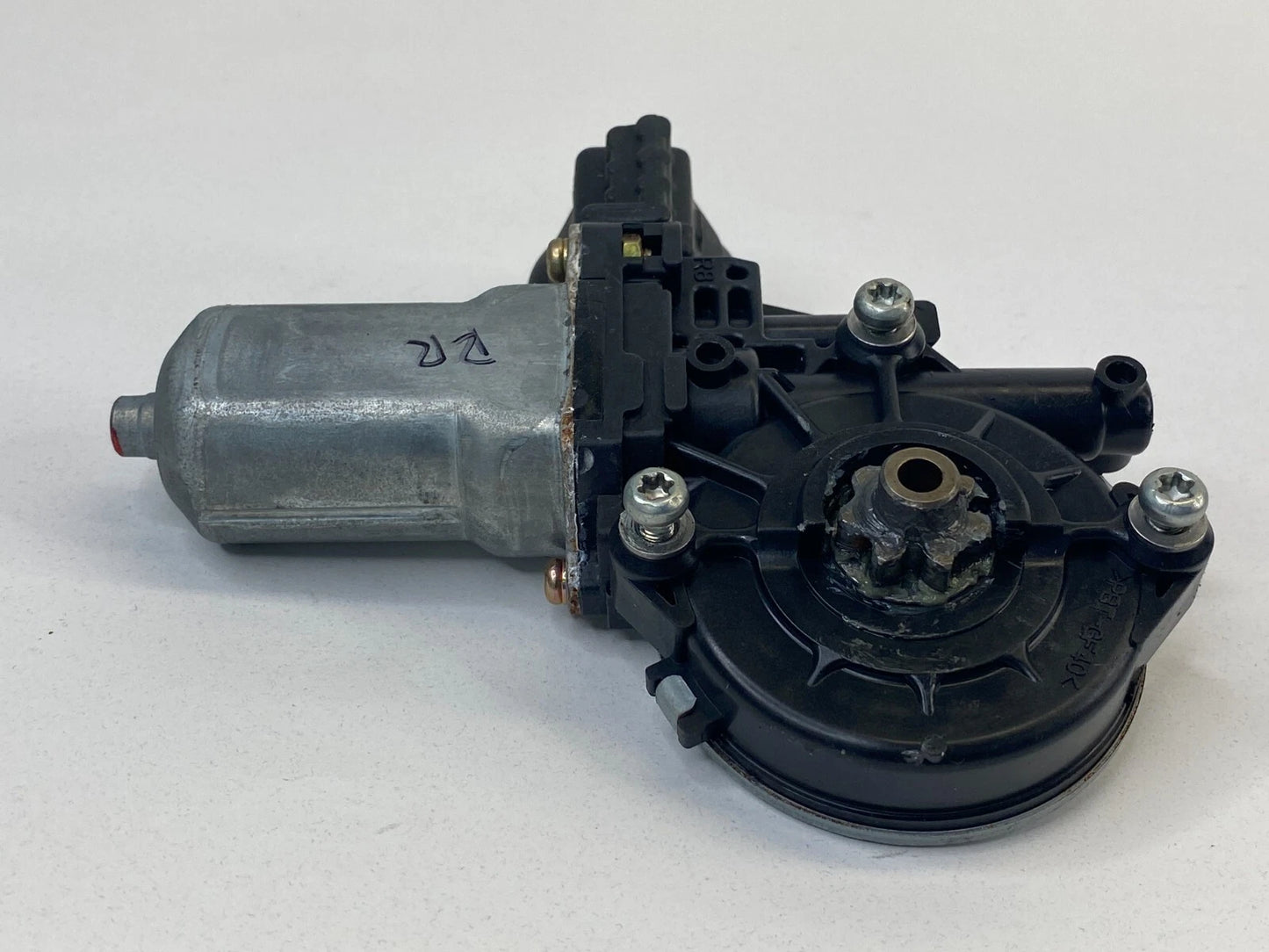 2004-2009 TOYOTA PRIUS REAR RIGHT BACK SIDE DOOR POWER WINDOW MOTOR 85710-35180