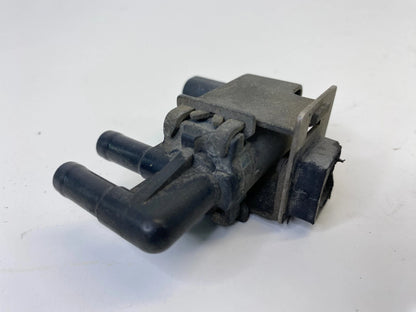 96-00 TOYOTA 4RUNNER VAPOR CANISTER PURGE SOLENOID VALVE SWITCH 25860-75160 OEM