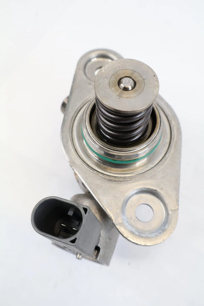 2012-2016 MERCEDES-BENZ E350 C350 GLK350 HIGH PRESSURE FUEL PUMP A-276-070-06-01
