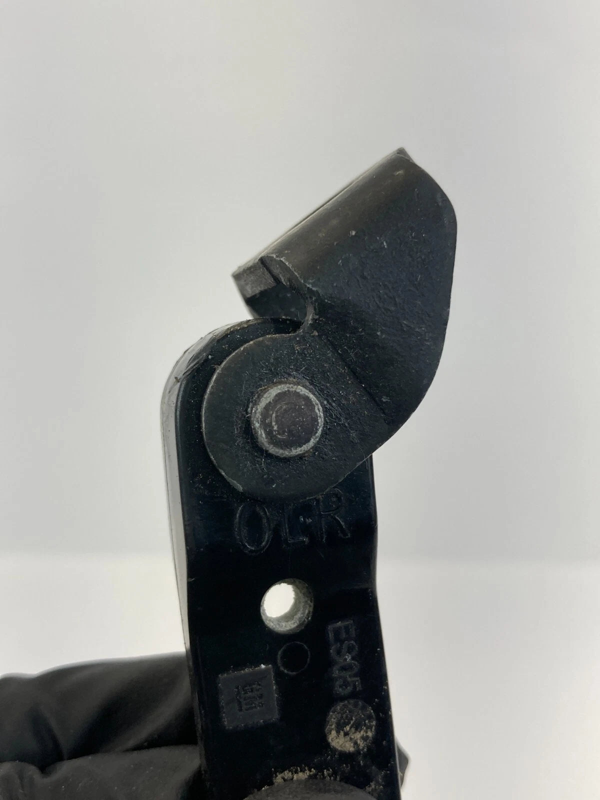 2011-2017 BUICK REGAL REAR LEFT SIDE DOOR CHECK STOP STOPPER DETENT OEM