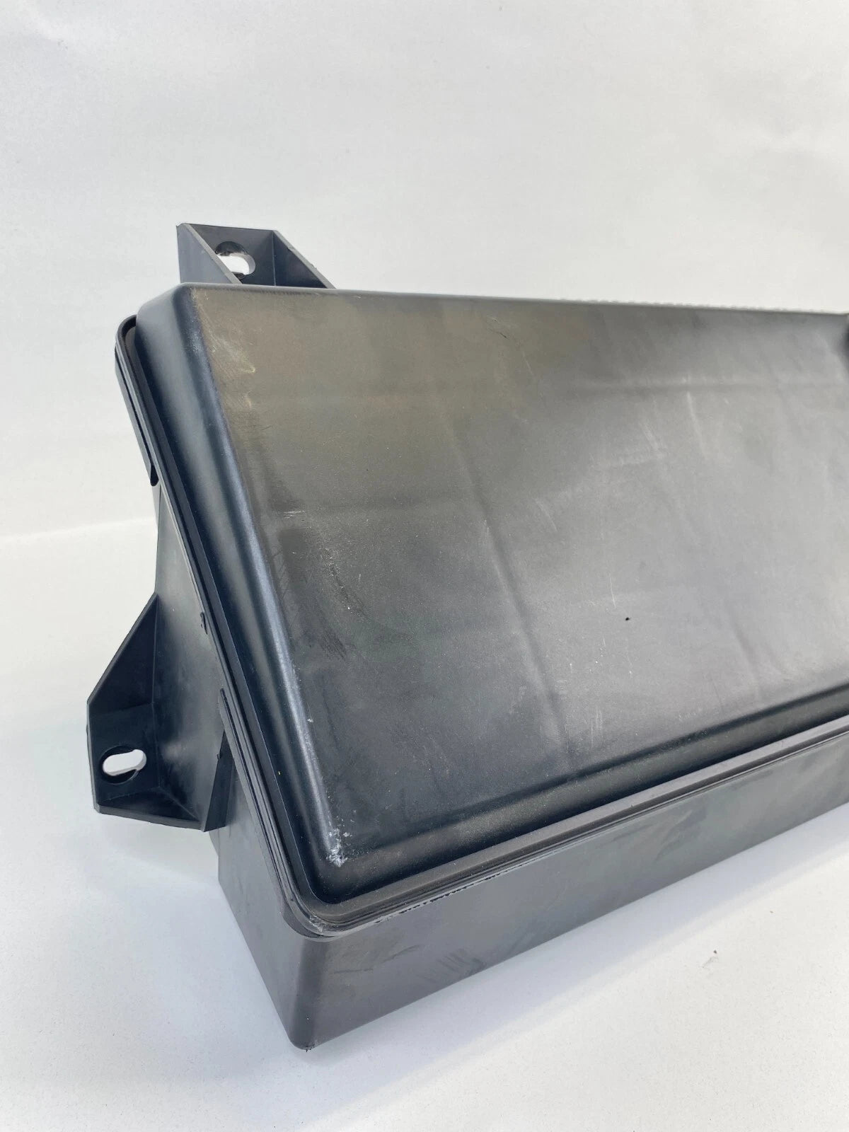 06-12 MERCEDES-BENZ R350 REAR TRUNK AUDIO SUB WOOFER SPEAKER A2518200002 OEM