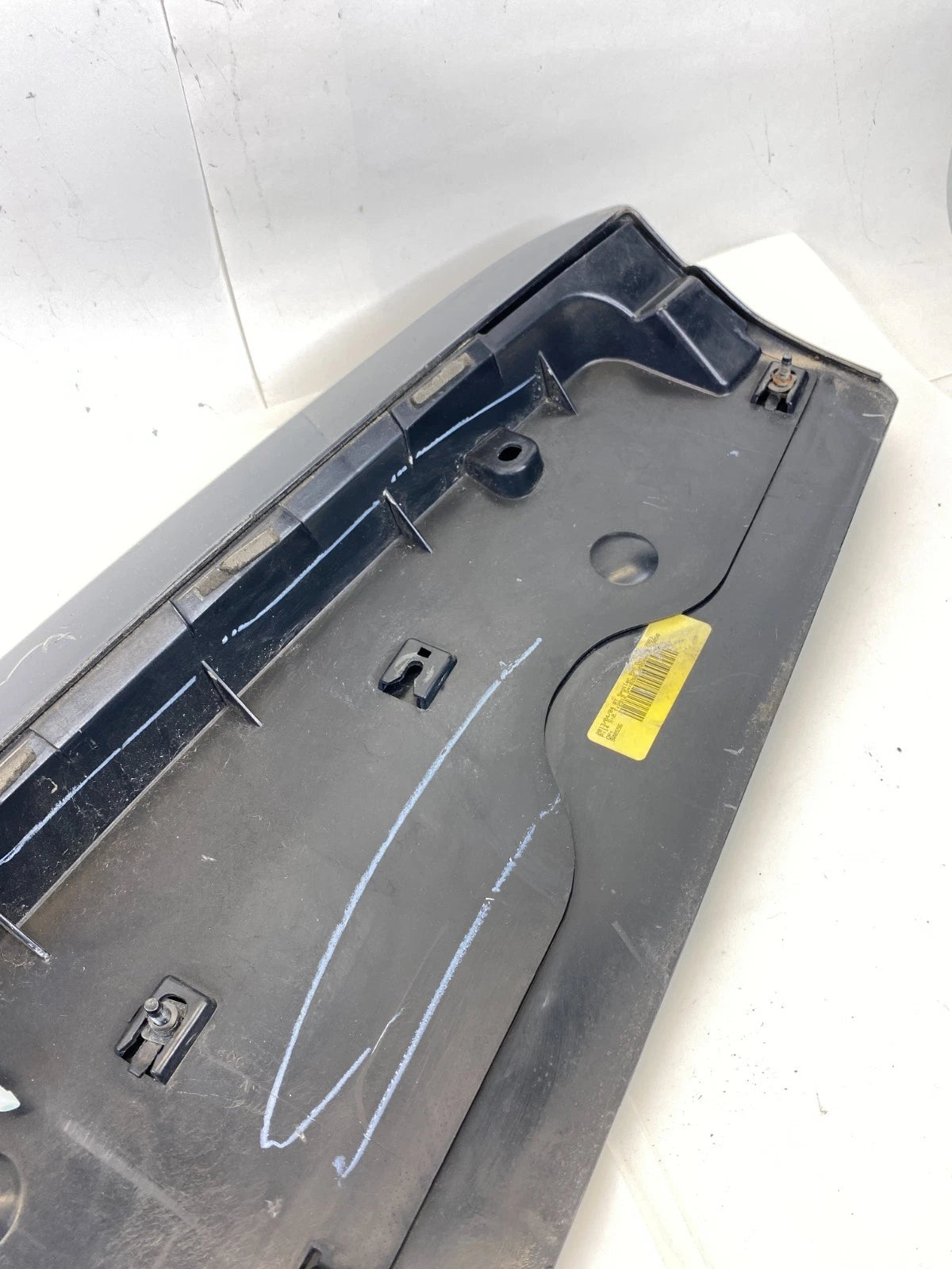 2011-2016 CHRYSLER TOWN & COUNTRY REAR TRUNK HATCH TAILGATE UPPER SPOILER WING