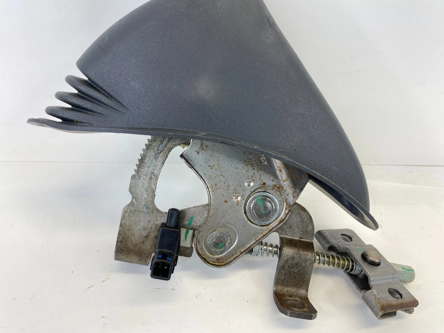 2013-2019 FIAT 500 CENTER CONSOLE PARKING EMERGENCY BRAKE HANDLE LEVER