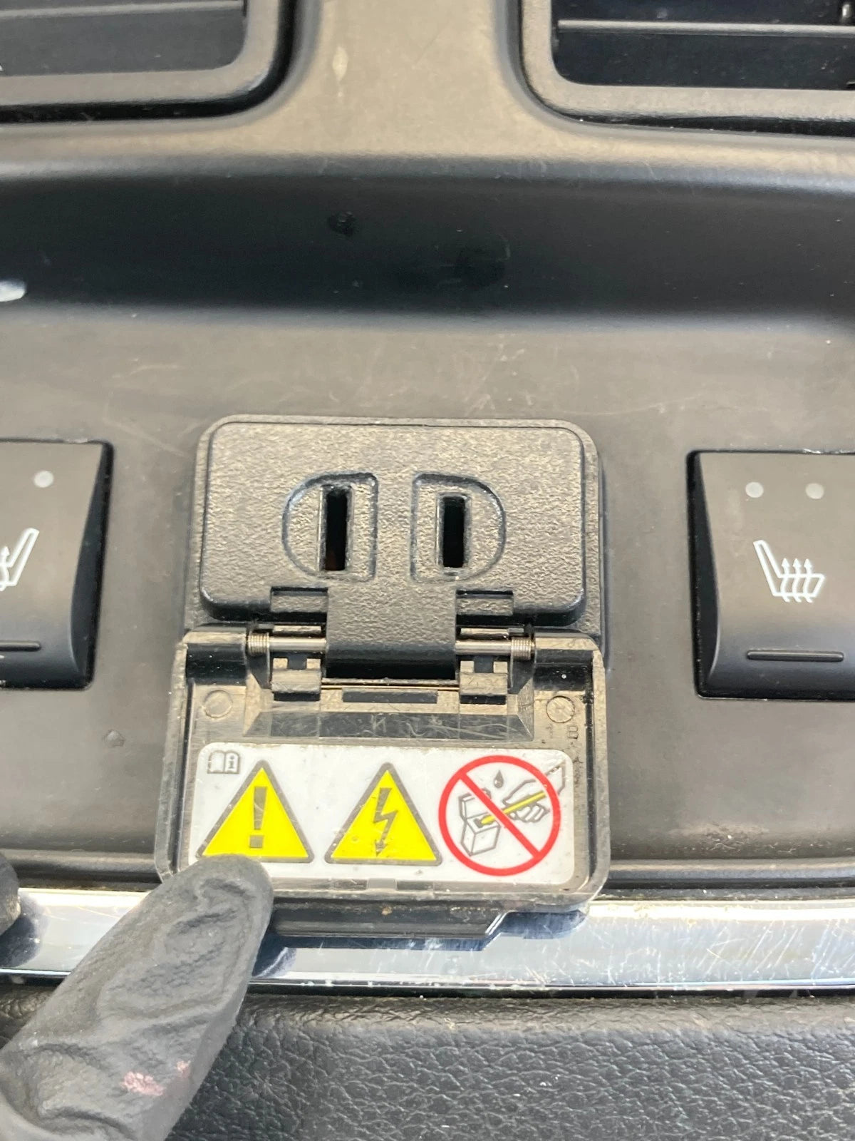 2011-2013 DODGE DURANGO REAR CENTER CONSOLE A/C AIR VENT HEATED SEAT SWITCH OEM