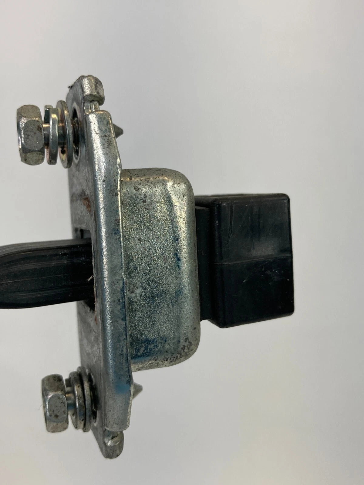 08-17 MITSUBISHI LANCER 07-09 OUTLANDER REAR LEFT DOOR CHECK STOP STOPPER OEM