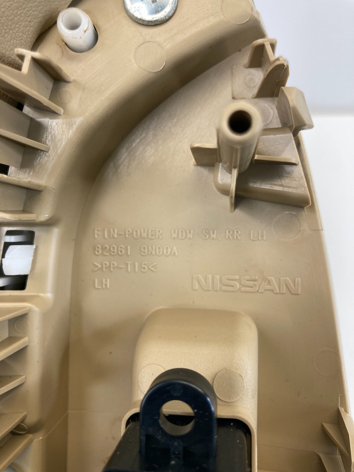 2009-2014 Nissan Maxima Rear Left Side Door Window Switch w /Armrest Assy OEM