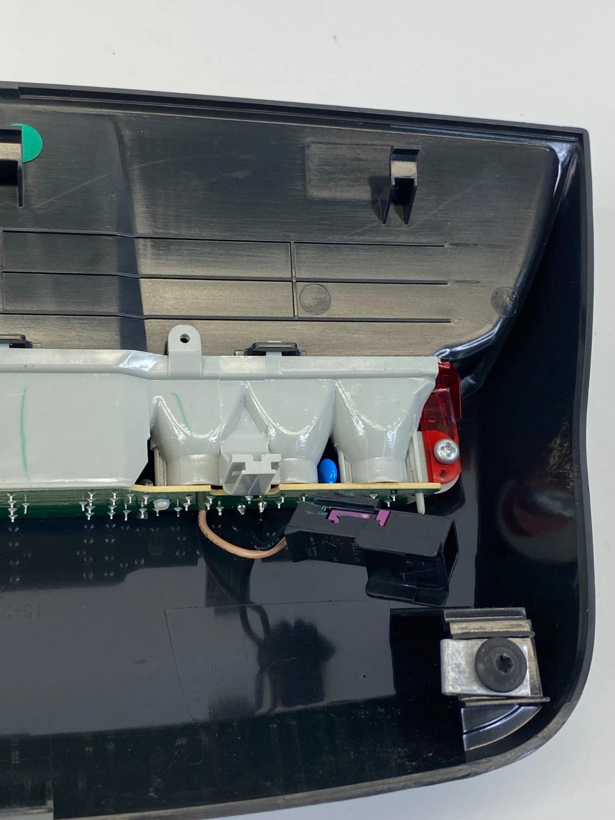 11-16 CHEVROLET CRUZE SEDAN 3RD THIRD BRAKE STOP LIGHT LAMP HIGH MOUNT 96828256