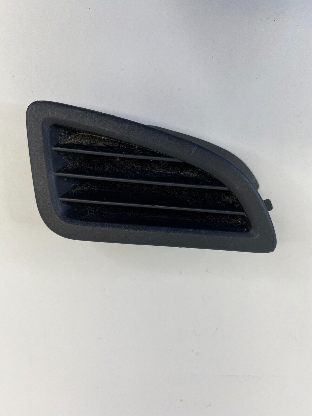 2011-2016 Hyundai Elantra Front Dash Left A/C Vent Defroster Nozzle Grill OEM