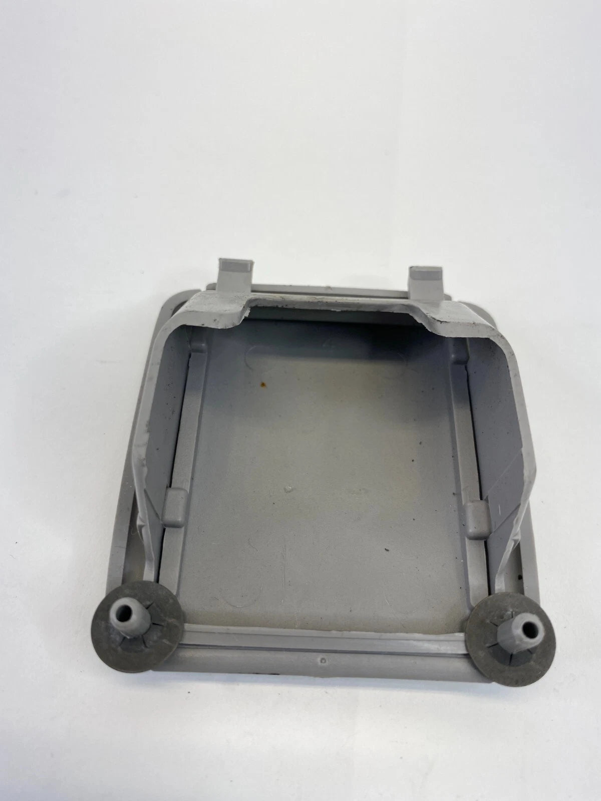 2003-2008 SUBARU FORESTER REAR SEAT ANCHOR CHILD COVER TOP TETHER CAP TRIM