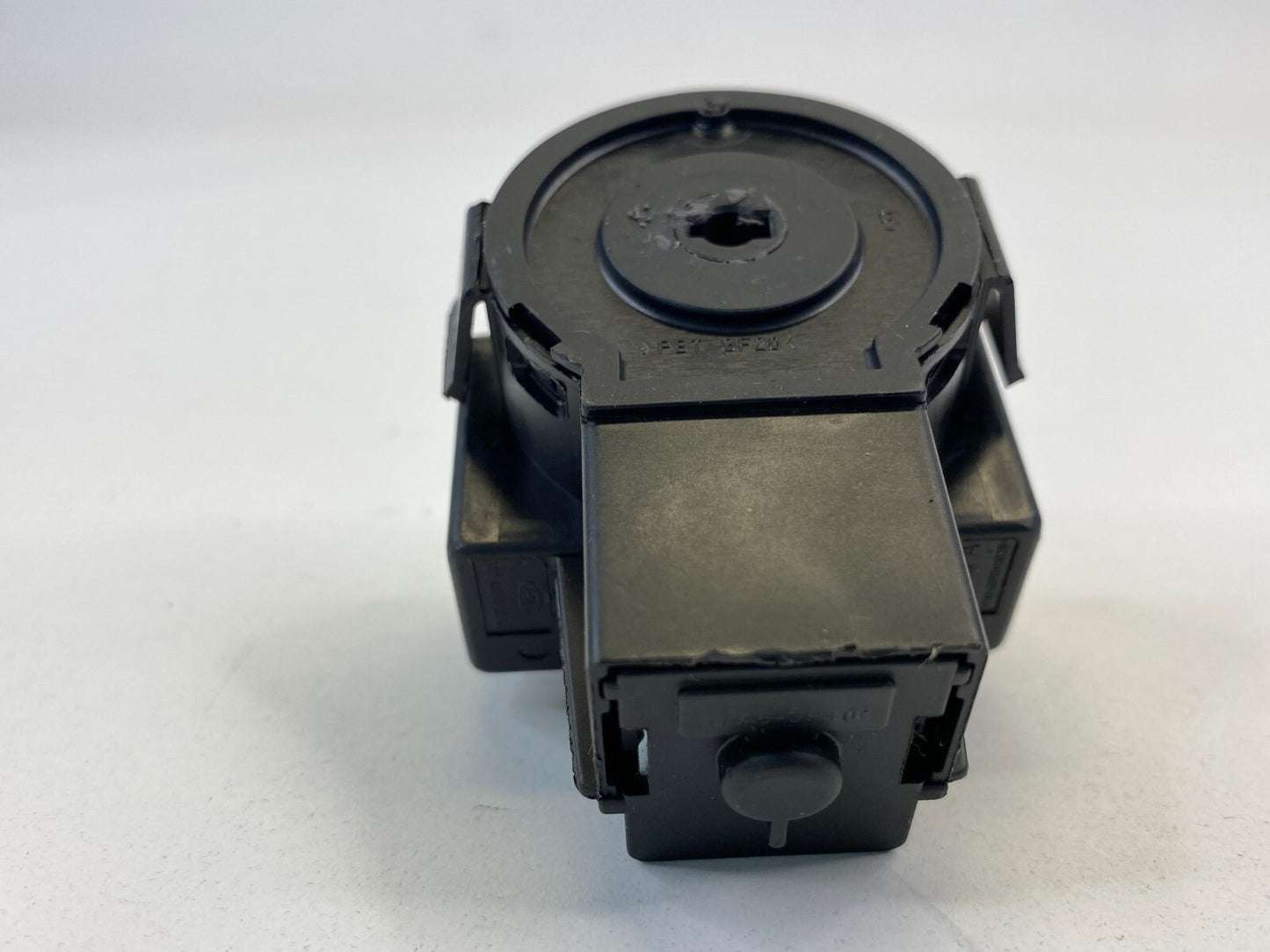 2006-2020 Ford Fusion Sedan 2.5L Ignition Control Switch Assembly OEM