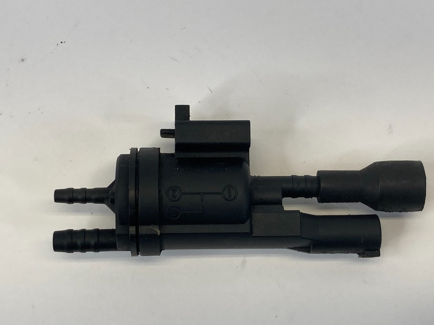 1998-2002 Mercedes-Benz E430 EGR Vacuum Solenoid Valve 002-540-14-97 OEM