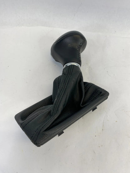 2014 2015 KIA SORENTO 3.3L AT SHIFT KNOB HANDLE AND GAITER BLACK LEATHER OEM
