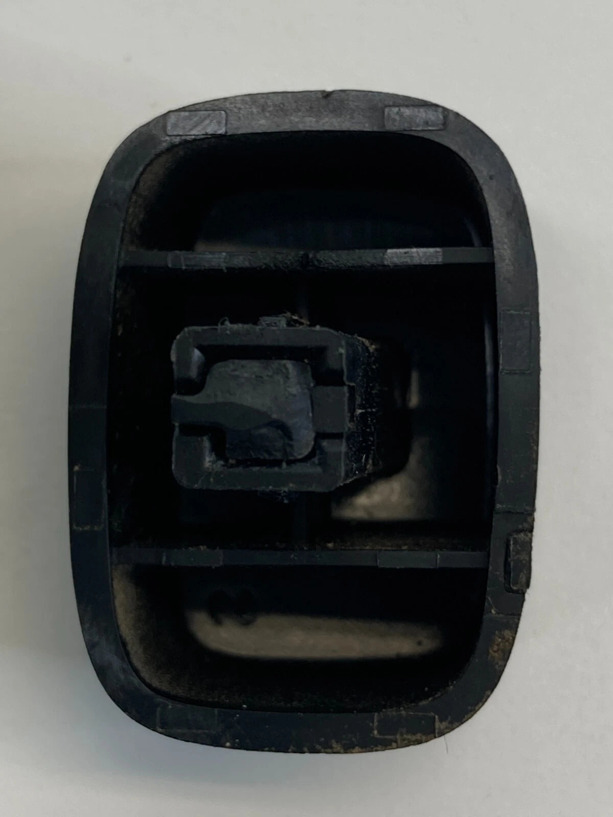 2007-2014 CHEVROLET SILVERADO 2500HD EMERGENCY HAZARD LIGHT CONTROL SWITCH OEM