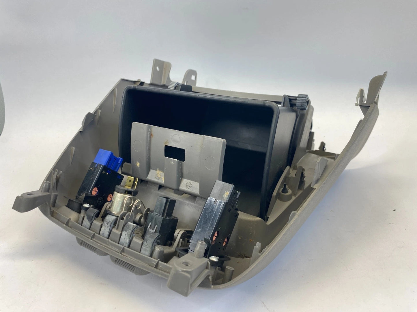 05-10 HONDA ODYSSEY CENTER LOWER DASHBOARD STORAGE COMPARTMENT 77290SHJA230M1