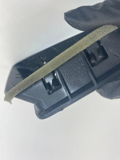 10-17 CHEVROLET EQUINOX FRONT LEFT SIDE DASH AIR VENT DEFROSTER GRILL 25779104