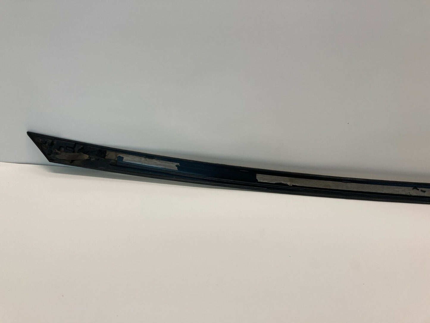 2012 12 Kia Optima Hybrid Sedan Exterior Rear Right Side Molding Trim Garnish