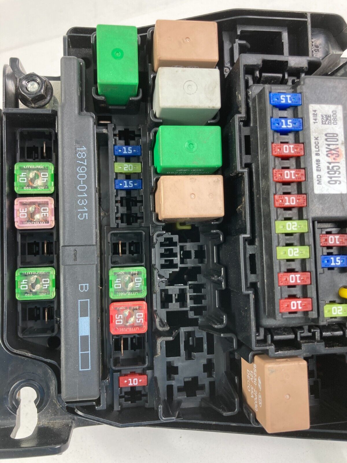 14-16 Hyundai Elantra 1.8L Engine Compartment Relay Fuse Box Assembly 912653X080