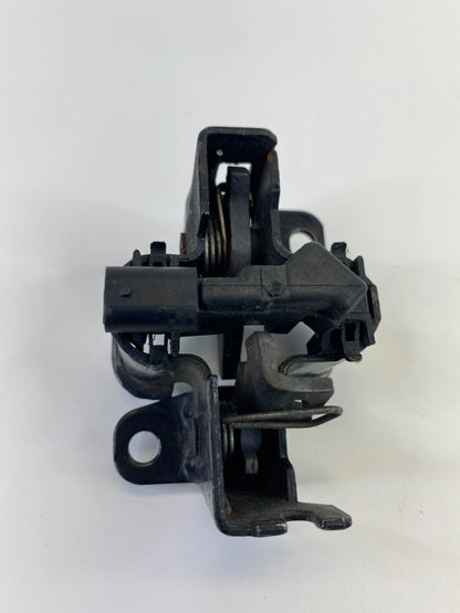 2003-2006 MERCEDES-BENZ E500 FRONT HOOD SIDE LOCK LATCH STRIKER A203-880-00-60