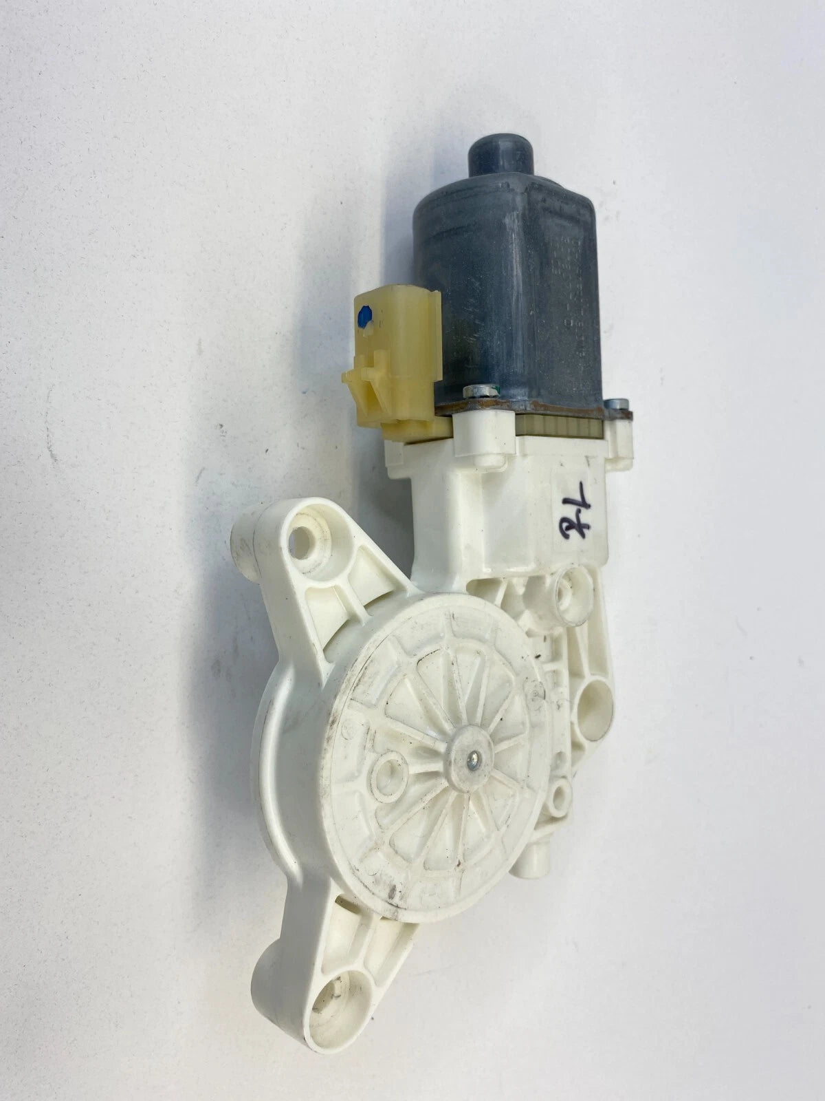 2008-2016 CHRYSLER TOWN & COUNTRY REAR LEFT SLIDING DOOR WINDOW MOTOR 0130822335