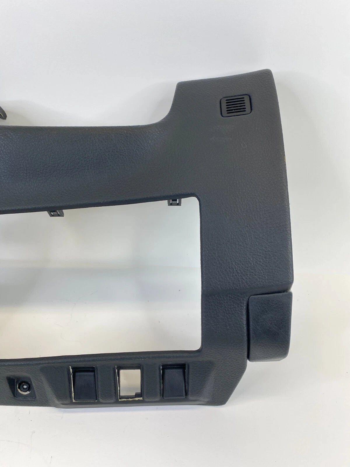 2004 2005 2006 LEXUS RX330 LEFT DRIVER SIDE DASH LOWER INSTRUMENT PANEL COVER